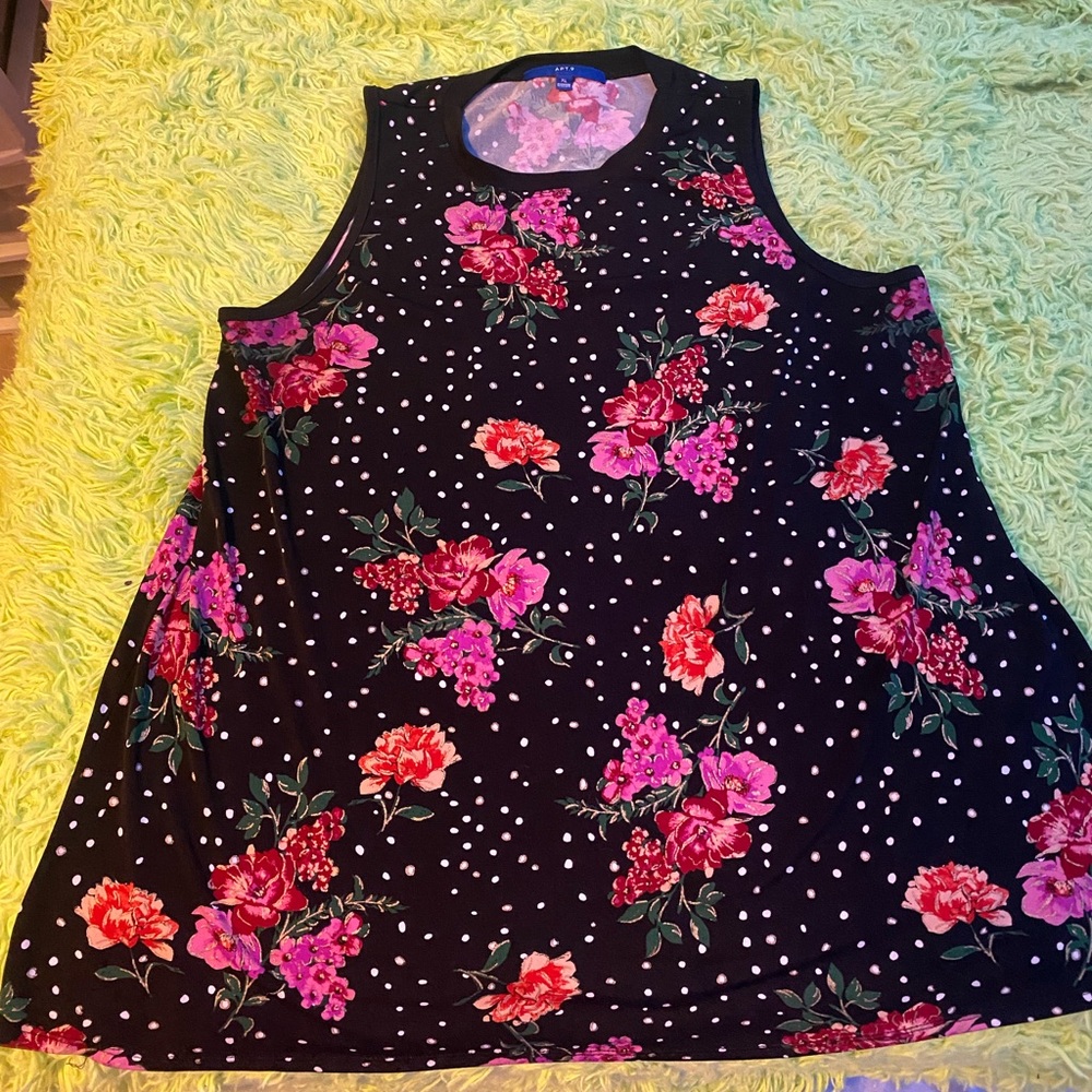 Apt. 9 sz XL Women’s tank top flower blouse